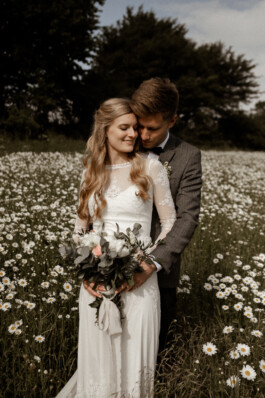 wholehearted weddings